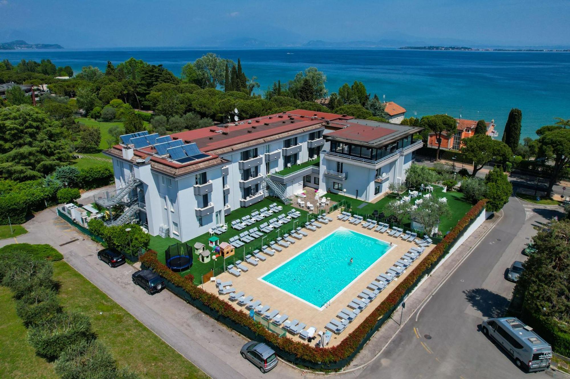 Hotel Oliveto Desenzano del Garda Exteriér fotografie