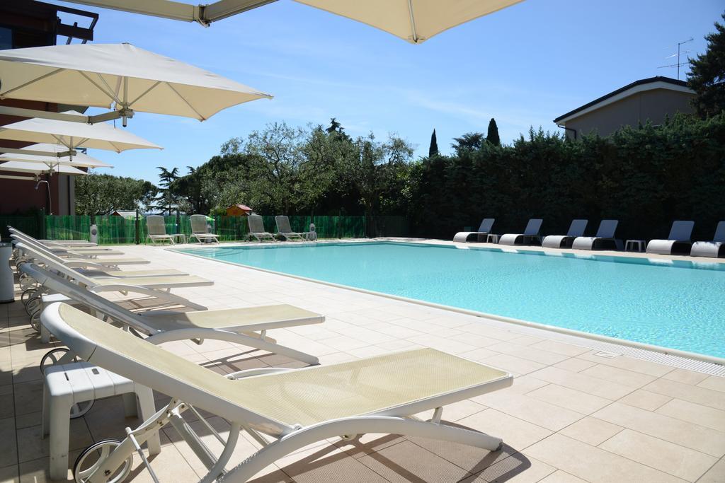 Hotel Oliveto Desenzano del Garda Exteriér fotografie