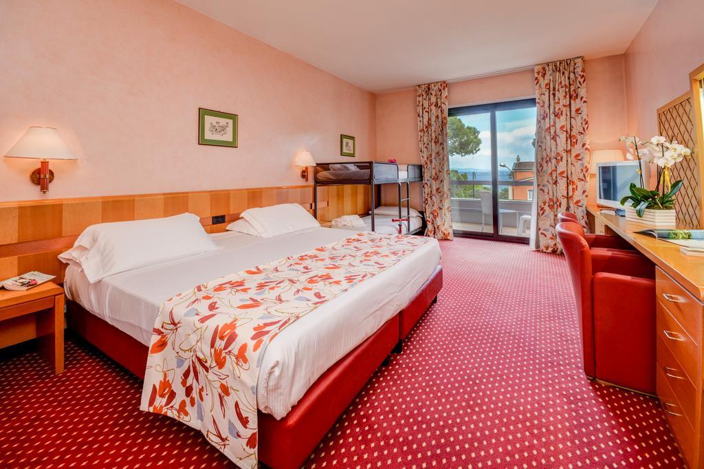 Hotel Oliveto Desenzano del Garda Exteriér fotografie